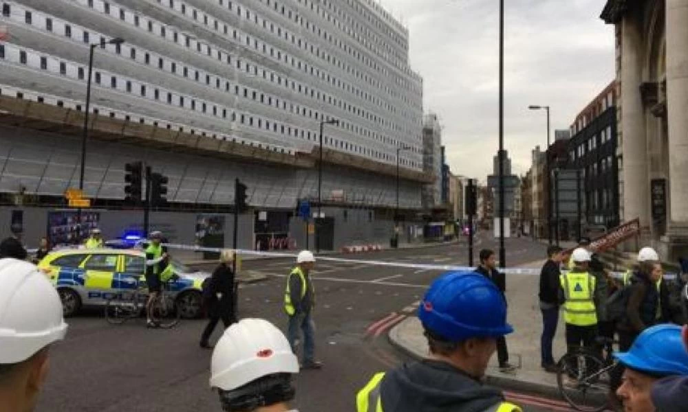 Συναγερμός στο Λονδίνο: Εκκενώθηκε ο σταθμός London Bridge